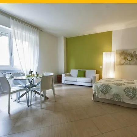 Centro Citta Train Station Bérgamo